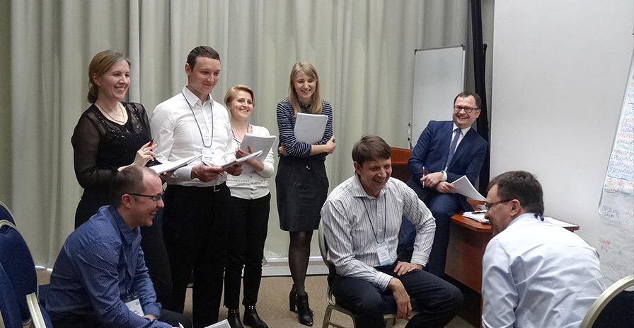 Трениг Влад Акишева по управлению в Минске